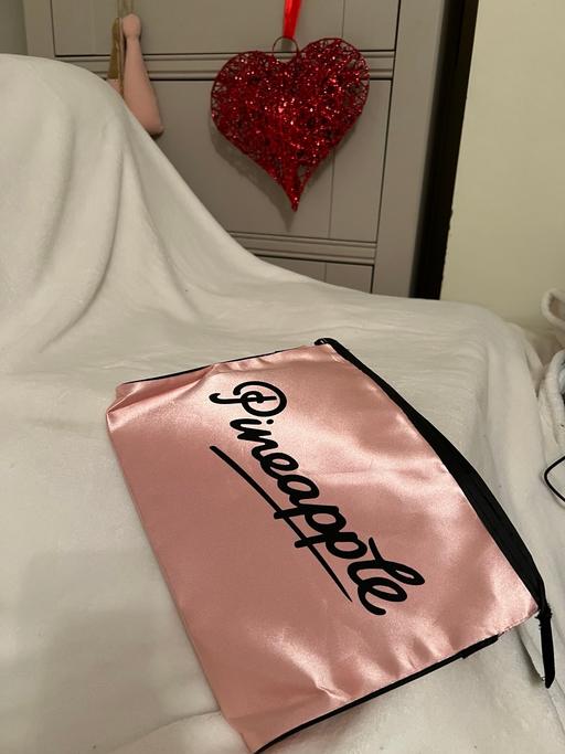 Buy & Sell Hetton-Le-Hole Sunderland - Photos for Large Make Up Bag ( New )