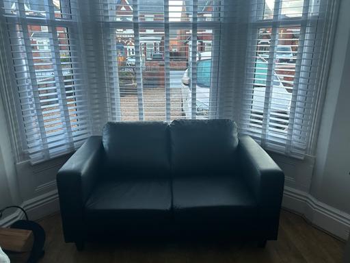 Buy & Sell Southport Sefton - Photos for 2seater black faux leather sofa