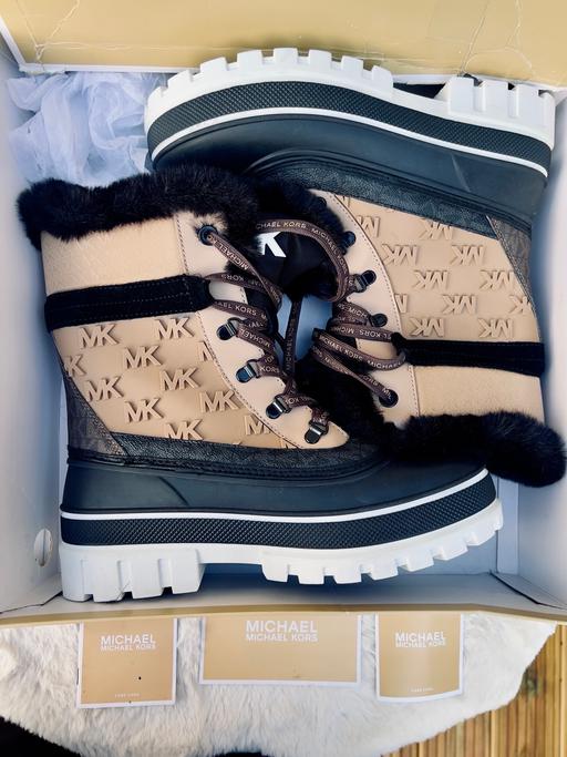 Buy & Sell Derry Downs South East London - Photos for MICHAEL KORS SIGNATURE ANKLE BOOTS, Shoes,NEW