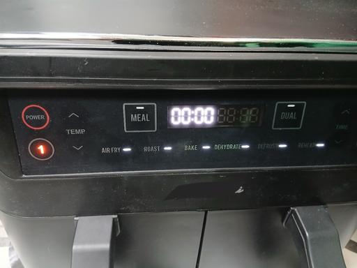 Buy & Sell Birmingham Solihull - Photos for 8L Air Fryer for Quick Meals, 6 Preset Functi