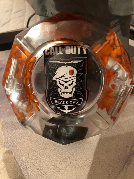 courses Highbury North London - Photos for Call of duty ashtray