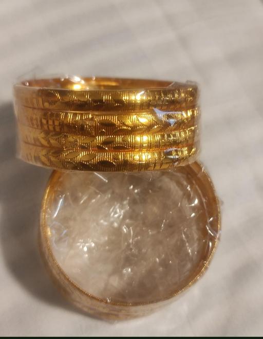 Buy & Sell Grafton Street Industrial Estate West Northamptonshire - Photos for New beautiful kids bangles