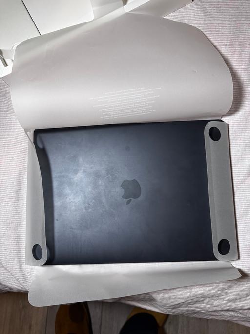 Buy & Sell Tottenham North London - Photos for Mac Book Pro