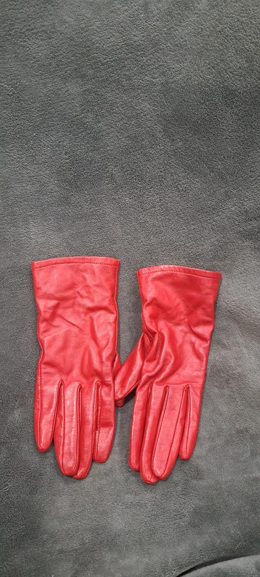 Buy & Sell Four Oaks Birmingham - Photos for Red Leather Gloves size M