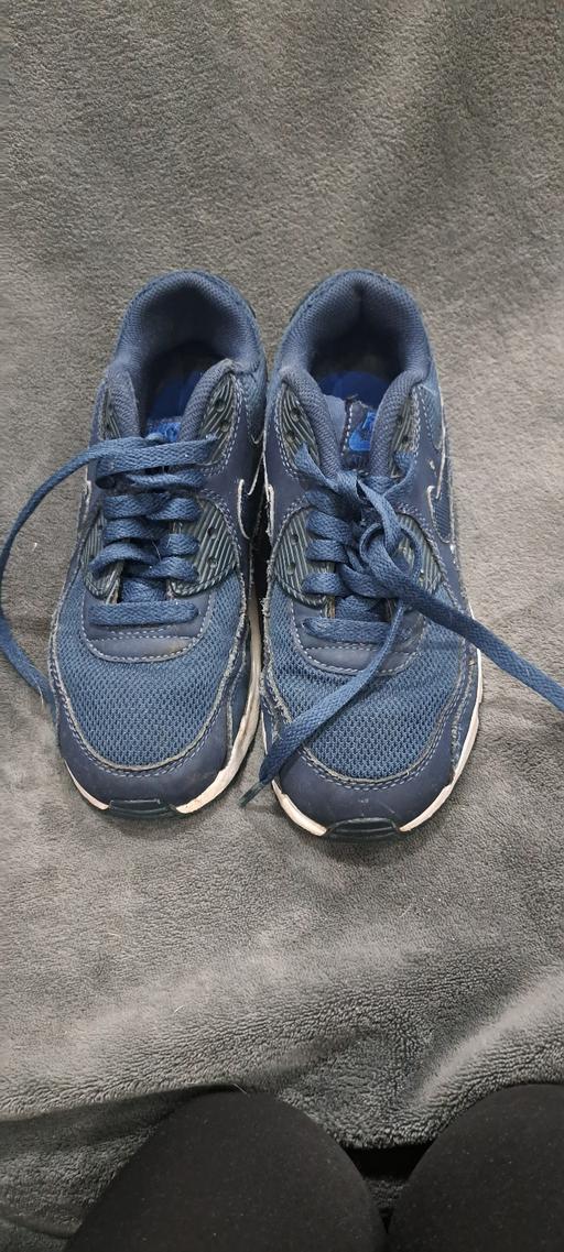 Buy & Sell Sutton Coldfield Birmingham - Photos for Nike Air trainers Size 4