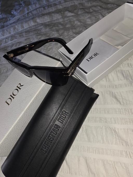 Buy & Sell Stratford East London - Photos for Dior ladies sunglasses