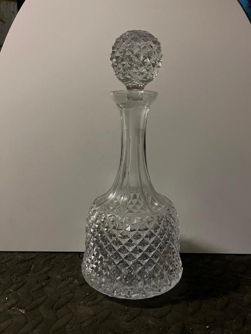 Buy & Sell Oakwood Business Park Tendring - Photos for Glass decanters