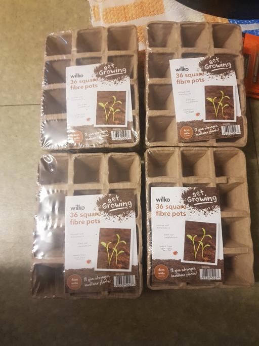 Buy & Sell Longley Sheffield - Photos for 4 packs of growing pots