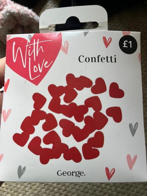 Buy & Sell Wednesfield Wolverhampton - Photos for New petals confetti 1£ a pack a few