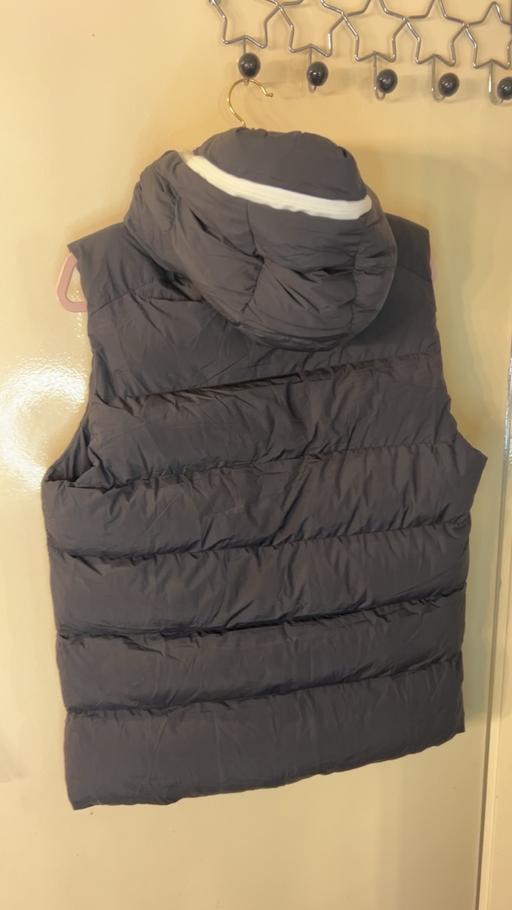 Buy & Sell French Walls Sandwell - Photos for Icon 2 puffer vest