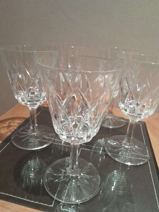 Buy & Sell Rayners Lane North West London - Photos for Set of 5 Cut Glass Wine Glasses – Elegant