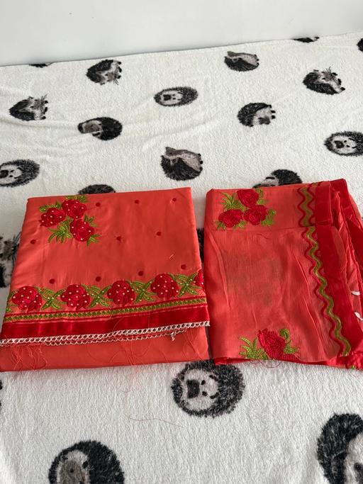 Buy & Sell Lye Dudley - Photos for Punjabi suit