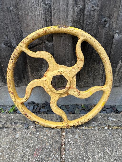 Buy & Sell East Malling Tonbridge and Malling - Photos for Valve wheel