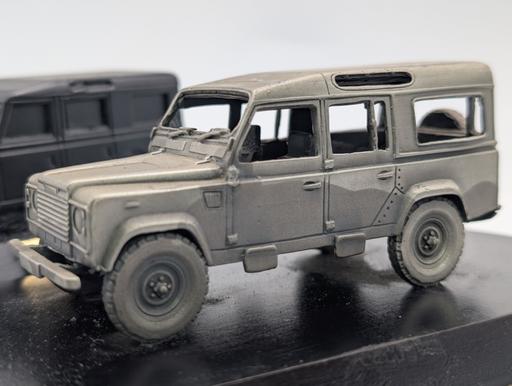 Buy & Sell Stockland Green Birmingham - Photos for Land Rover Defender 110 diecast model x 2