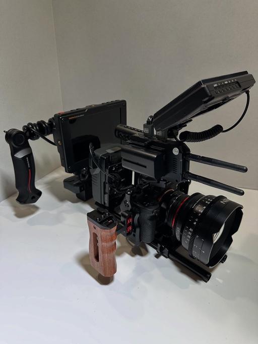 Buy & Sell Barbican Central London - Photos for Sony A7IV 34MP Full Frame kit with , Xeen 16m