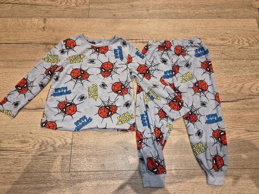 Buy & Sell Chertsey Runnymede - Photos for Marvel Spiderman soft pyjama set