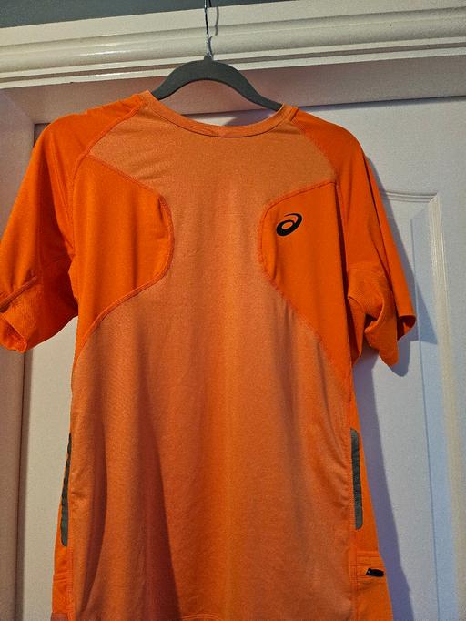Buy & Sell Shipley South Staffordshire - Photos for Asics sports top MED