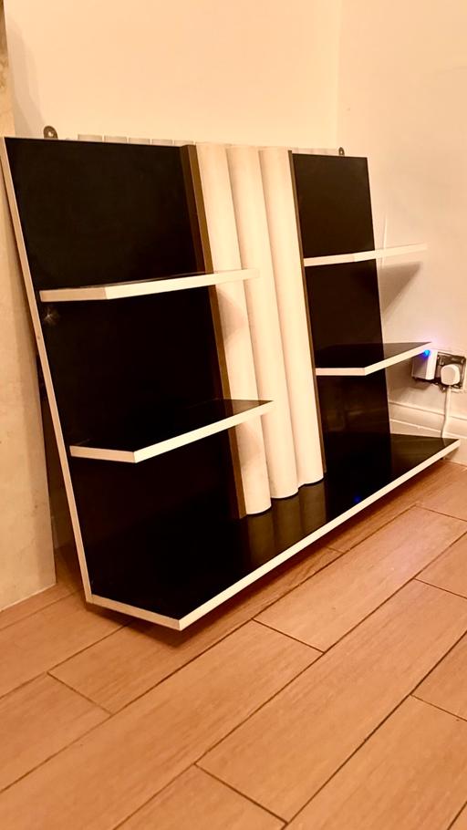 Buy & Sell Harrow on the Hill North West London - Photos for Original 1970s Monochrome Shelving Unit