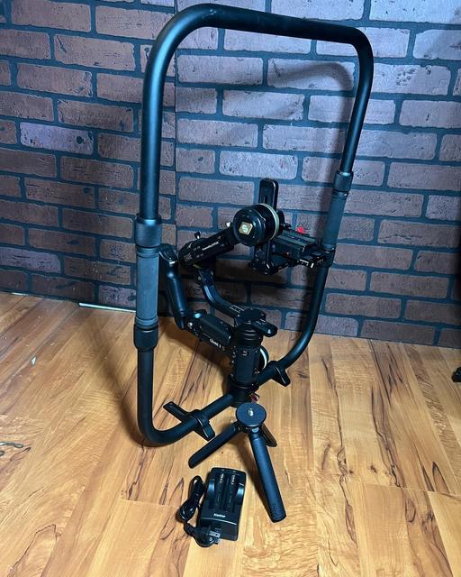 Buy & Sell Barbican Central London - Photos for Zhiyun Crane 3S Gimbal