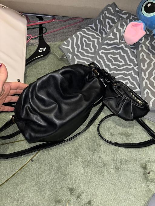 Buy & Sell Dovecot Knowsley - Photos for Double black bag & purse attachment