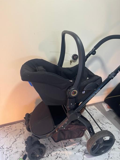 Buy & Sell - Photos for 2 in 1 car seat & stroller