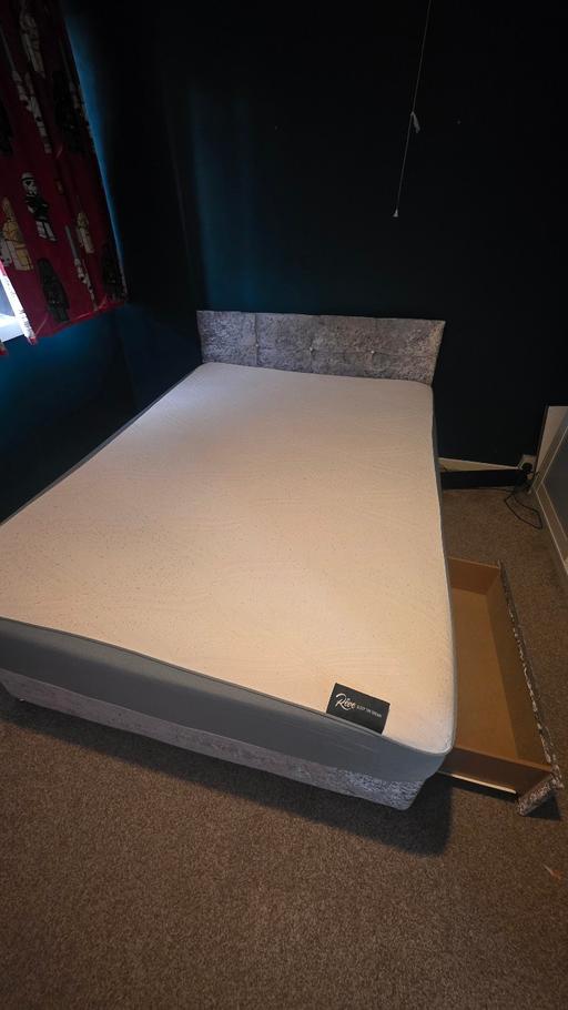 Buy & Sell Bentley Walsall - Photos for double divan bed with matress