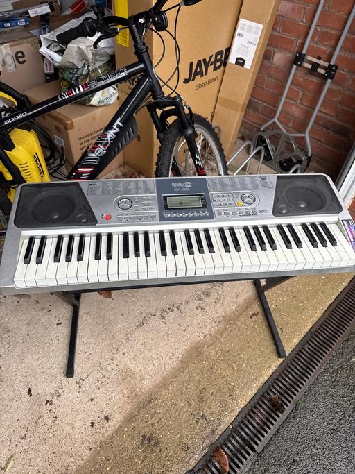 Buy & Sell Edwalton Rushcliffe - Photos for Rock jam RJ-661 keyboard and stool