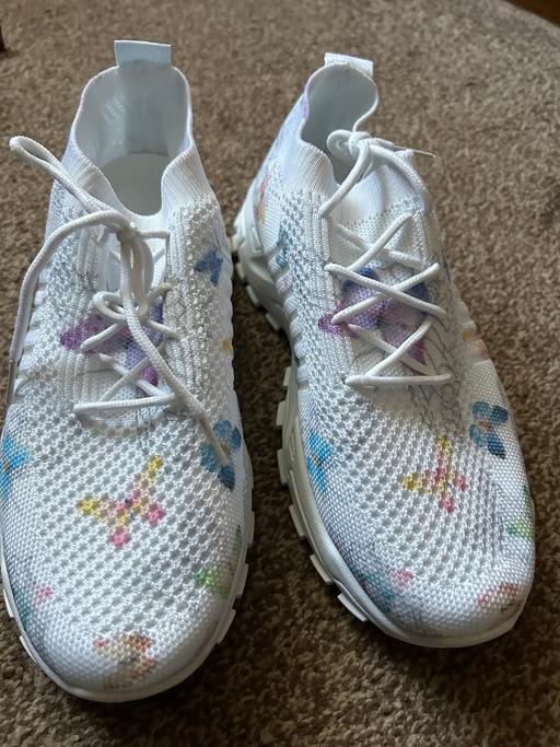 Buy & Sell Brockmoor Dudley - Photos for Ladies trainers