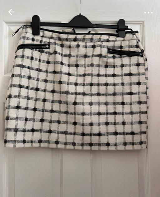 Buy & Sell Brockmoor Dudley - Photos for Ladies skirt