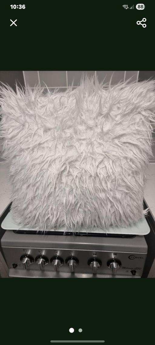 Buy & Sell Tividale Sandwell - Photos for cushions 