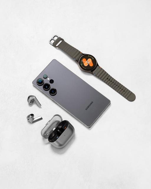 Buy & Sell Barbican Central London - Photos for Samsung Galaxy Ecosystem Bundle - S24 Ultra,