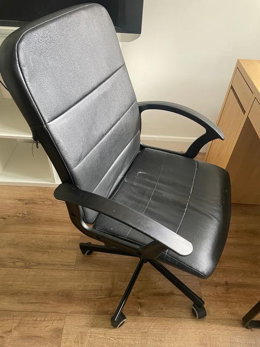 Buy & Sell Burroughs, The North West London - Photos for Office chair, side table, baby changing, bed