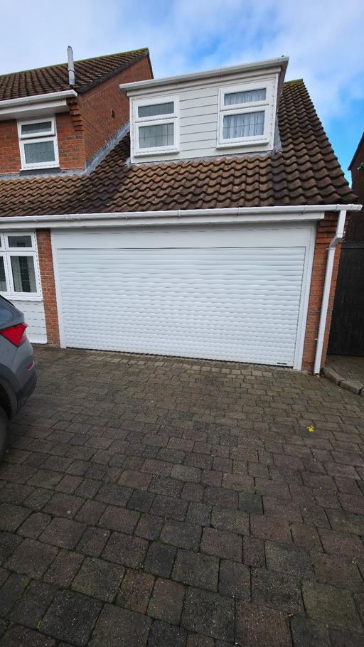 Buy & Sell Emerson Park East London - Photos for Electric Garage Roller Shutter