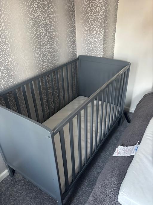 Buy & Sell Bloxwich Walsall - Photos for Grey cot