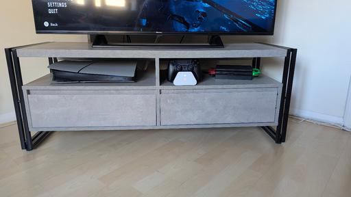 Buy & Sell Millwall East London - Photos for Wooden TV Stand