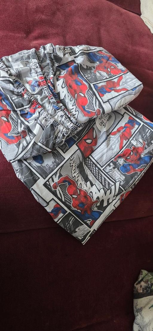 Buy & Sell Highbury North London - Photos for 2x Spiderman Fitted Toddler bed sheets