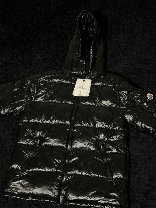 Buy & Sell Bevendean Brighton - Photos for Black Moncler puffer #winterjacket