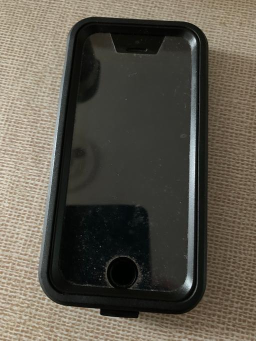Buy & Sell Stechford Birmingham - Photos for iPhone 5s good condition silver black w/cover