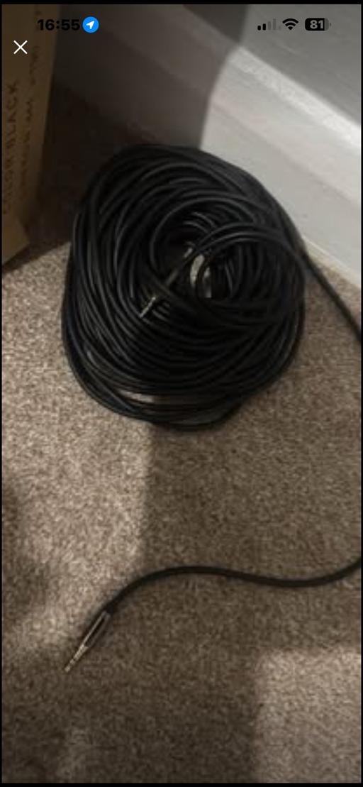 Buy & Sell Dalton Rotherham - Photos for Aux wire