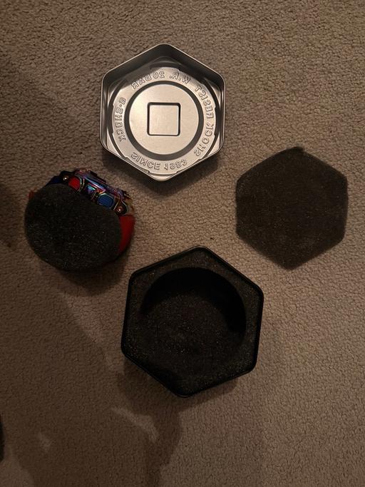 Buy & Sell Castle Green East London - Photos for Casio G-Shock GM-110RB-2A watch