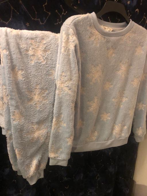 Buy & Sell Dagenham Barking and Dagenham - Photos for Fluffy pyjamas