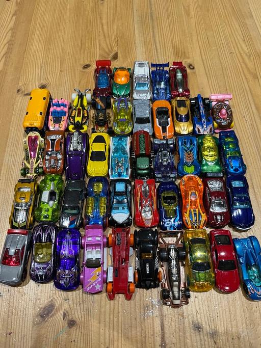 Buy & Sell Mossley Hill Liverpool - Photos for Bundle of 45 Hot Wheels toy cars