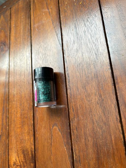 Buy & Sell The Park Nottingham - Photos for Khaki Green T [Free P&P]