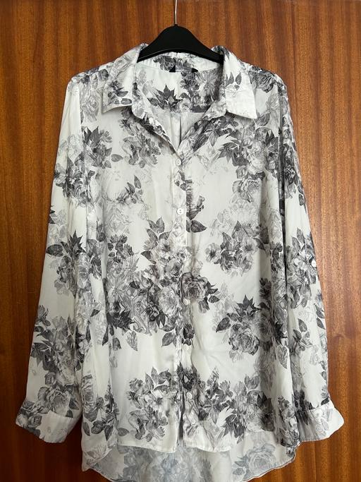 Buy & Sell Nottingham City Centre Nottingham - Photos for White Floral Long-Sleeved Blouse [Free P&P]
