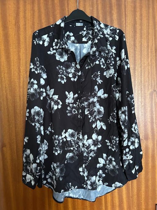 Buy & Sell Nottingham City Centre Nottingham - Photos for Black Long-Sleeved Floral Blouse [Free P&P]