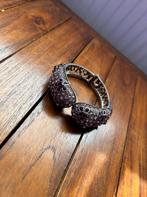 Buy & Sell Nottingham City Centre Nottingham - Photos for Purple Statement Bracelet [Free P&P]