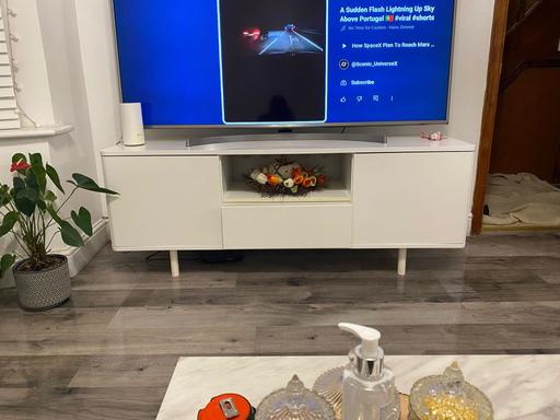 Buy & Sell Rayners Lane North West London - Photos for Tv cabinet