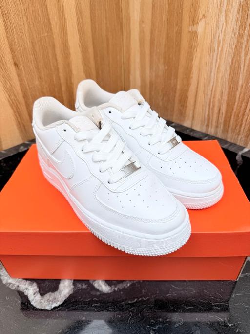 Buy & Sell Roydon Epping Forest - Photos for Genuine Nike Air Force 1s (Size UK 5.5) Q