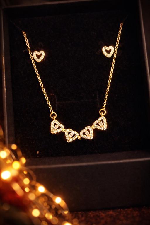 Buy & Sell Leamore Walsall - Photos for ENZA AMORE Made with Love Gift Box for her