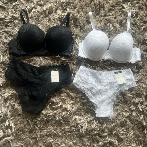 Buy & Sell Bristol South Gloucestershire - Photos for 2x Newlook 36c bra& size10pants set
